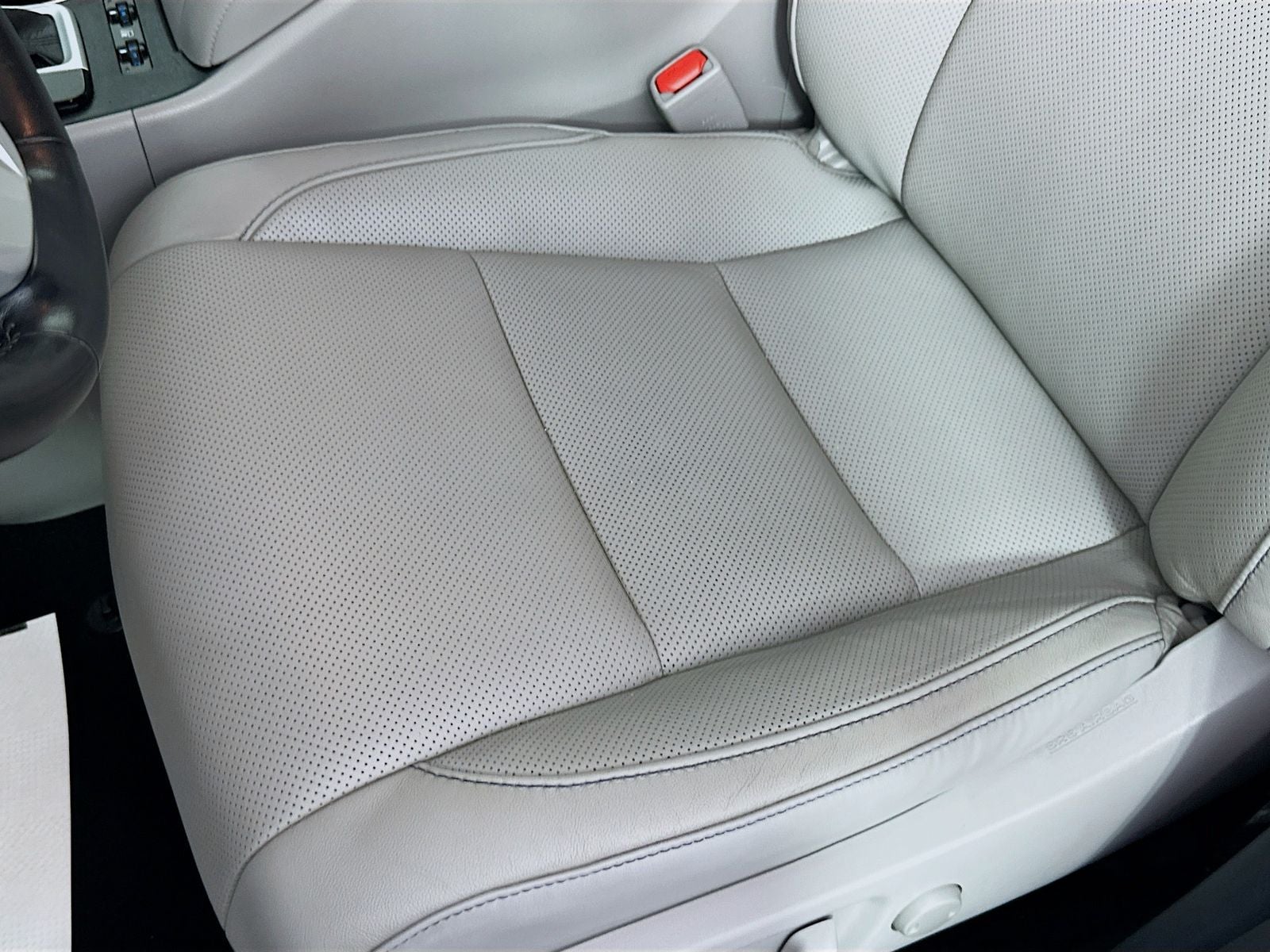 2019 Toyota Highlander Limited Platinum