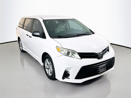 2018 Toyota Sienna L