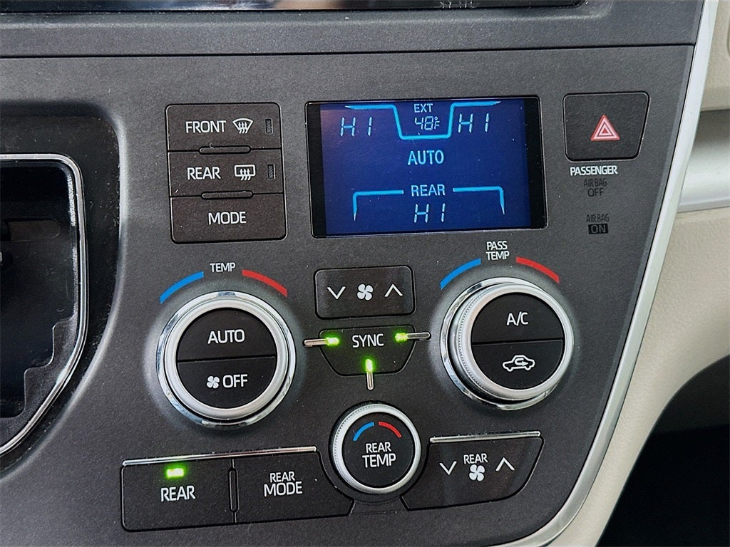 2018 Toyota Sienna L