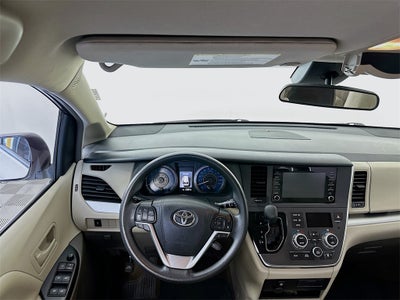 2018 Toyota Sienna L