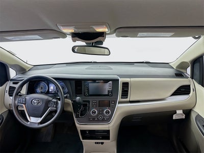 2018 Toyota Sienna L