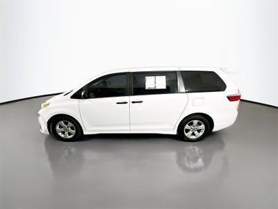 2018 Toyota Sienna L