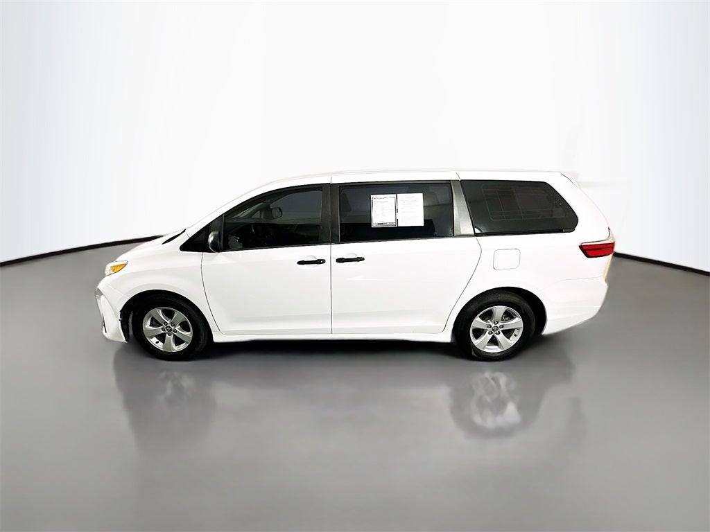 2018 Toyota Sienna L