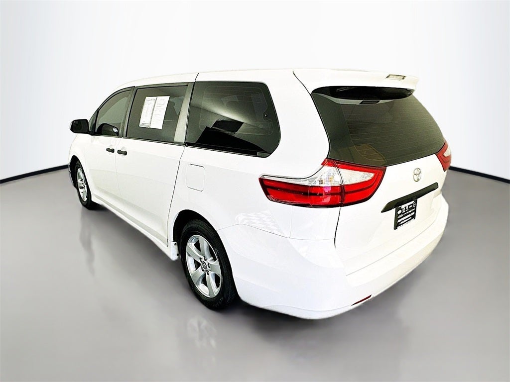 2018 Toyota Sienna L