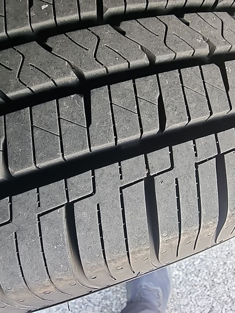 2010 Pontiac Vibe w/1SA