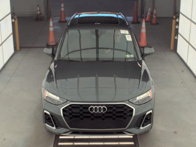 2022 Audi Q5 S line Premium Plus