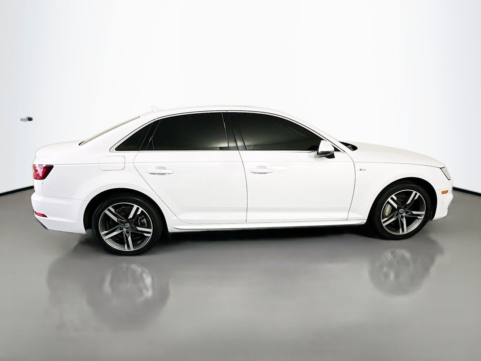 2018 Audi A4 Premium Plus