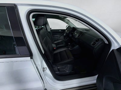 2014 Volkswagen Tiguan SE