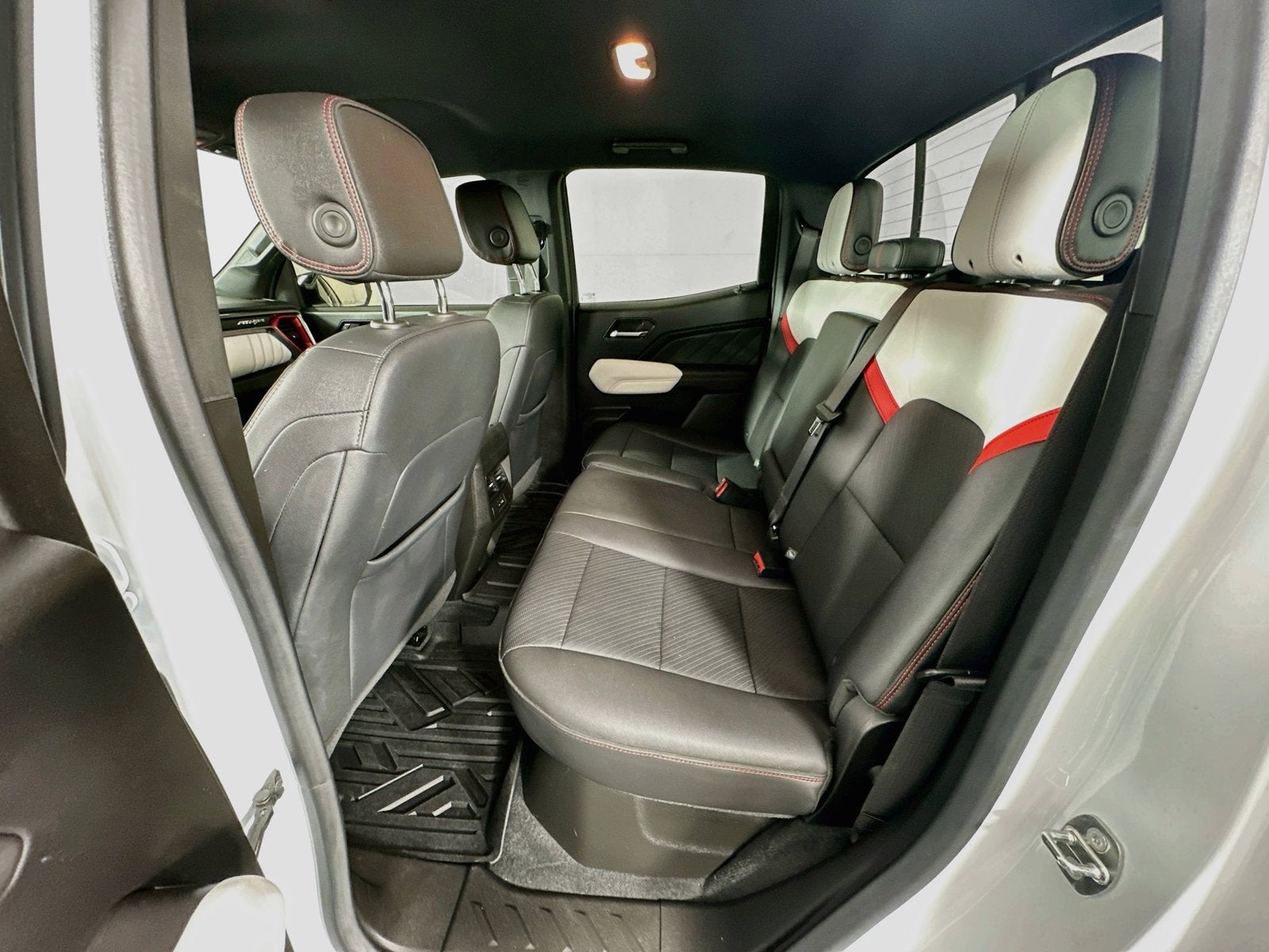 2023 GMC Canyon AT4X