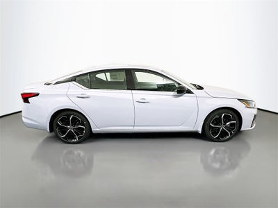 2025 Nissan Altima 2.5 SR