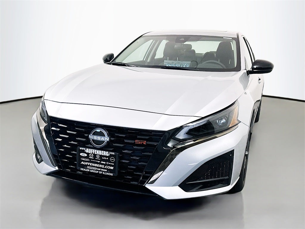 2025 Nissan Altima 2.5 SR