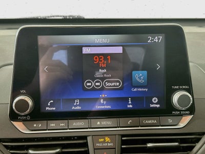 2022 Nissan Altima 2.5 SR