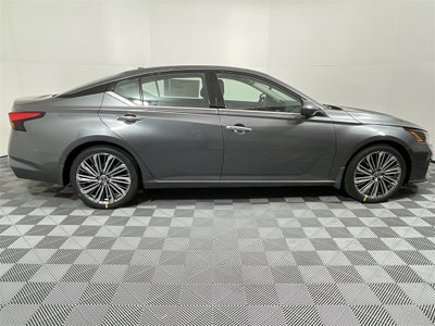 2025 Nissan Altima 2.5 SL