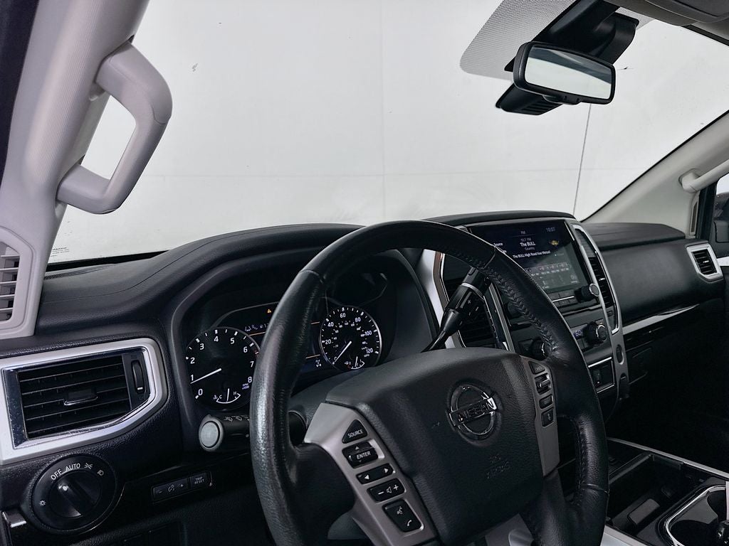 2021 Nissan Titan SV