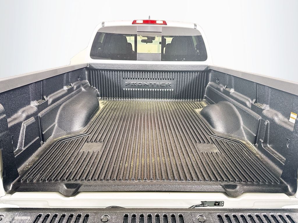 2026 Nissan Frontier SV Dark Armor