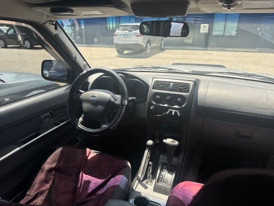 2003 Nissan Frontier XE V6