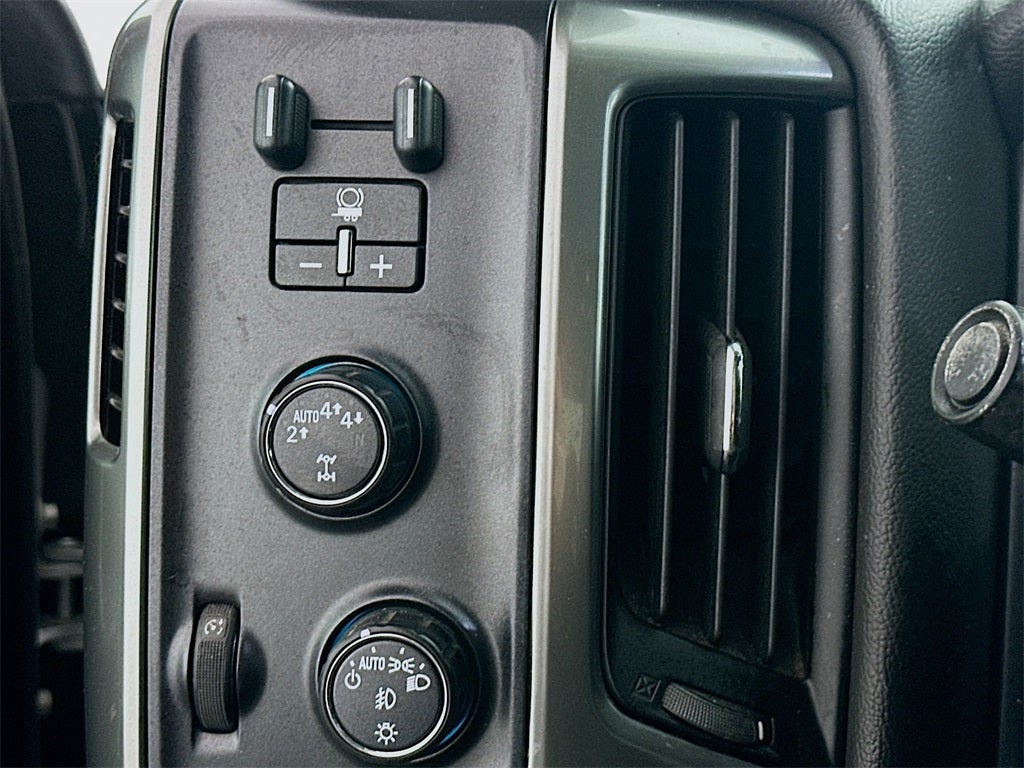 2018 Chevrolet Silverado 1500 LT LT1