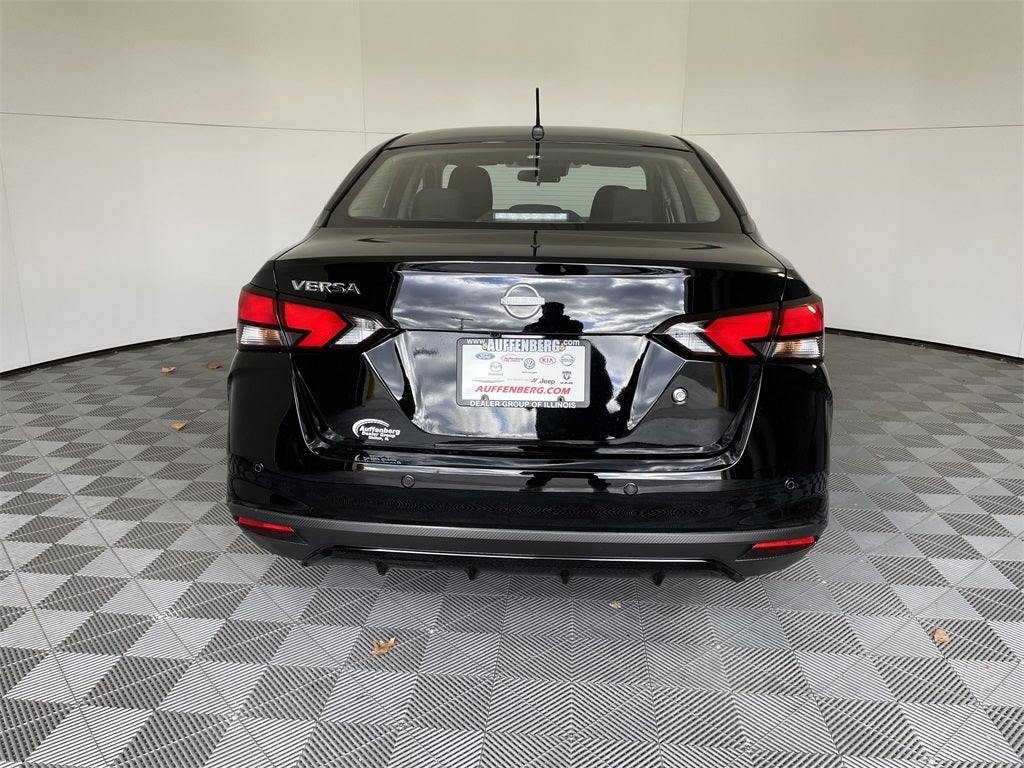 2025 Nissan Versa 1.6 S