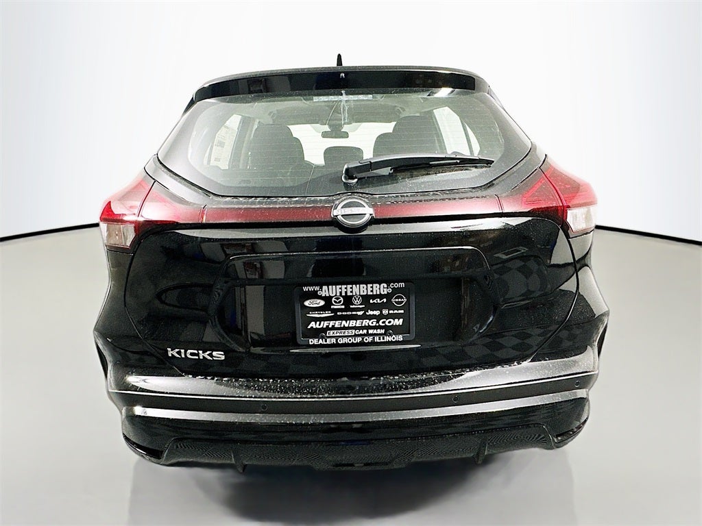 2025 Nissan Kicks Play S