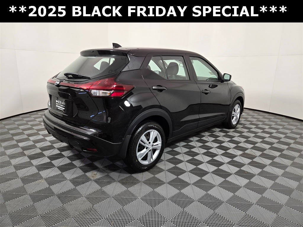 2025 Nissan Kicks Play S