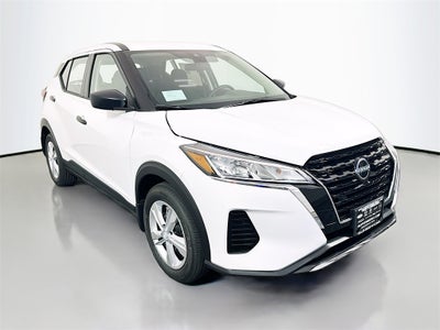 2025 Nissan Kicks Play S