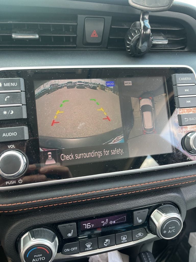 2019 Nissan Kicks SR