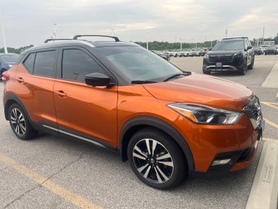2020 Nissan Kicks SR
