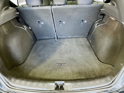 2021 Nissan Kicks SR