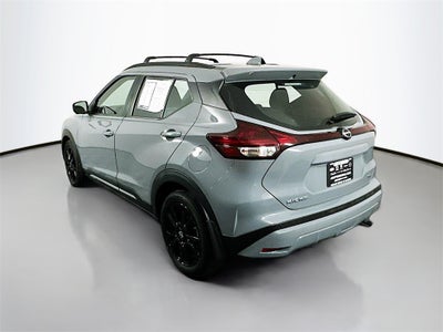 2022 Nissan Kicks SR