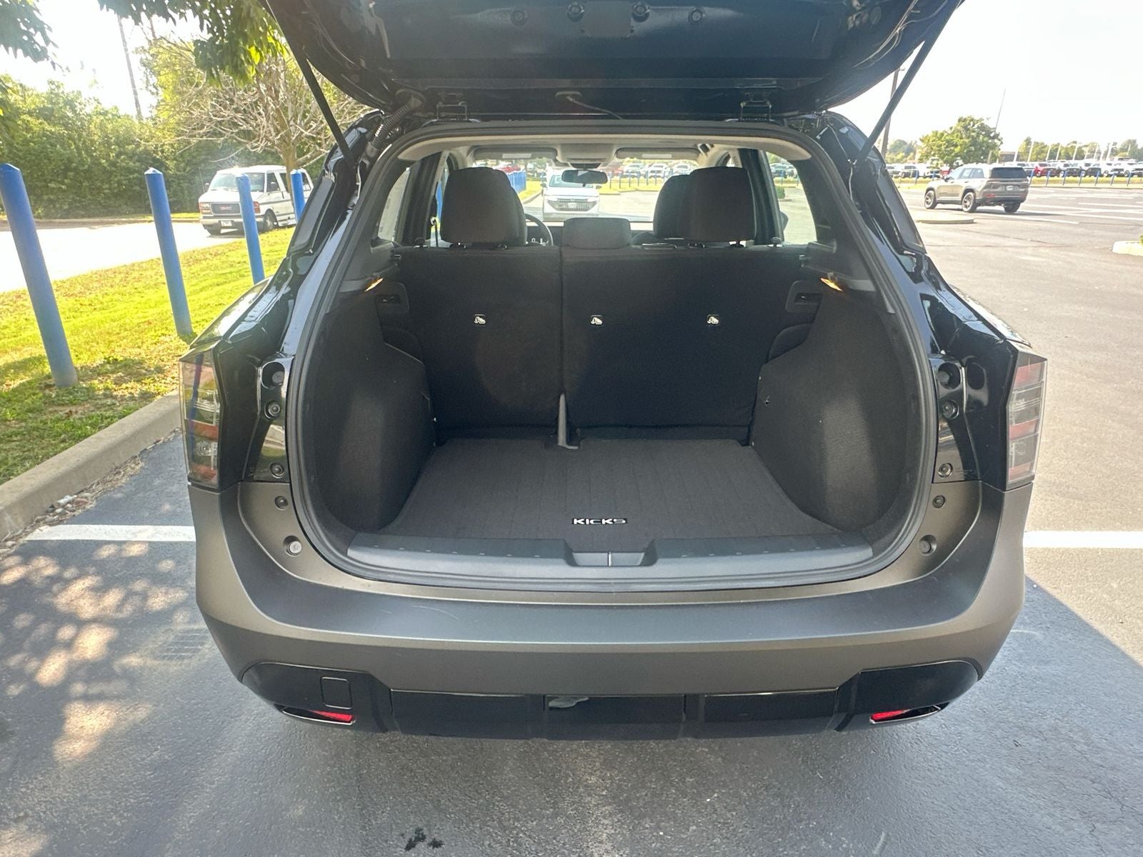 2027 Nissan Kicks S