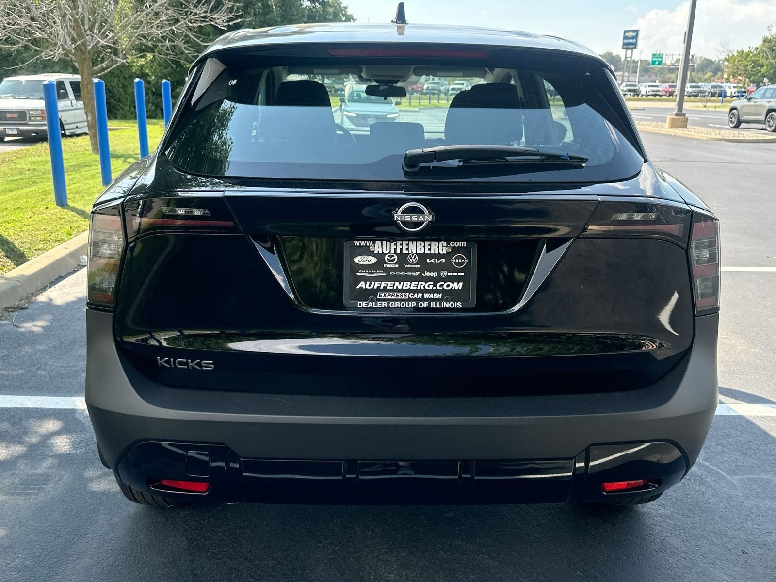 2027 Nissan Kicks S