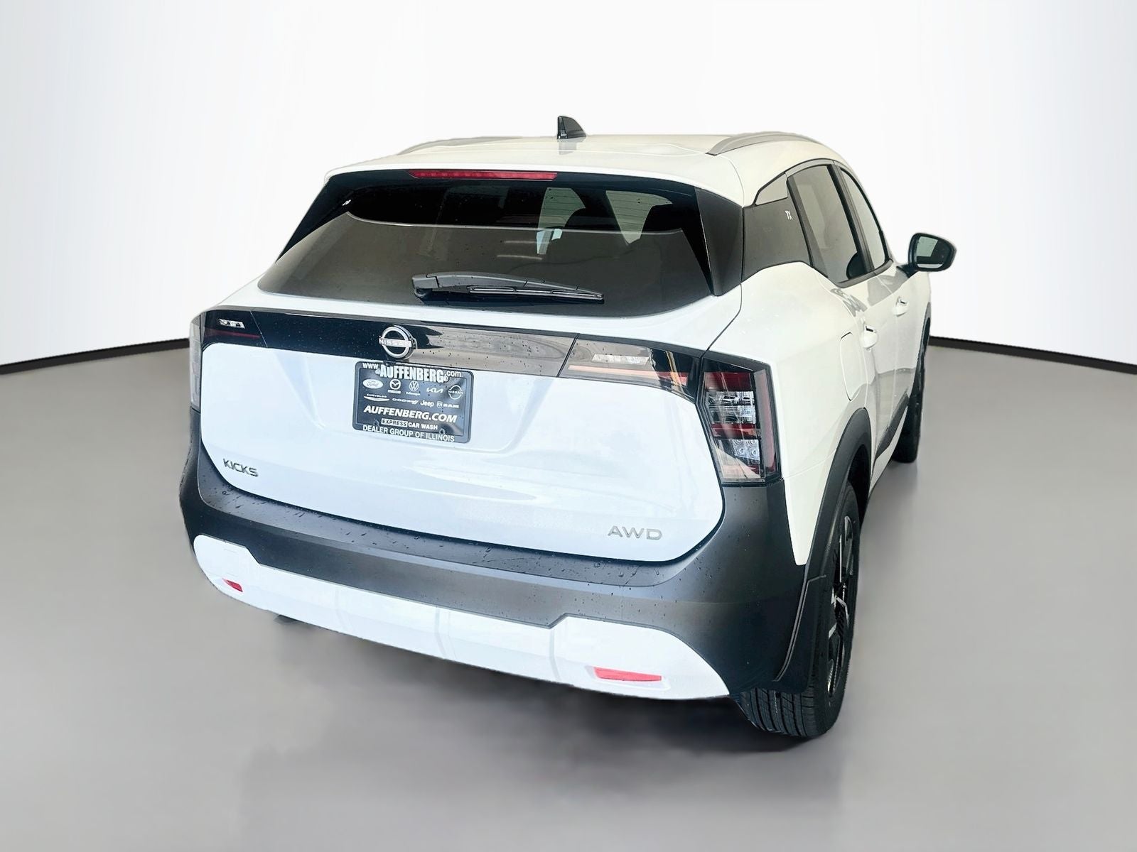 2027 Nissan Kicks SV