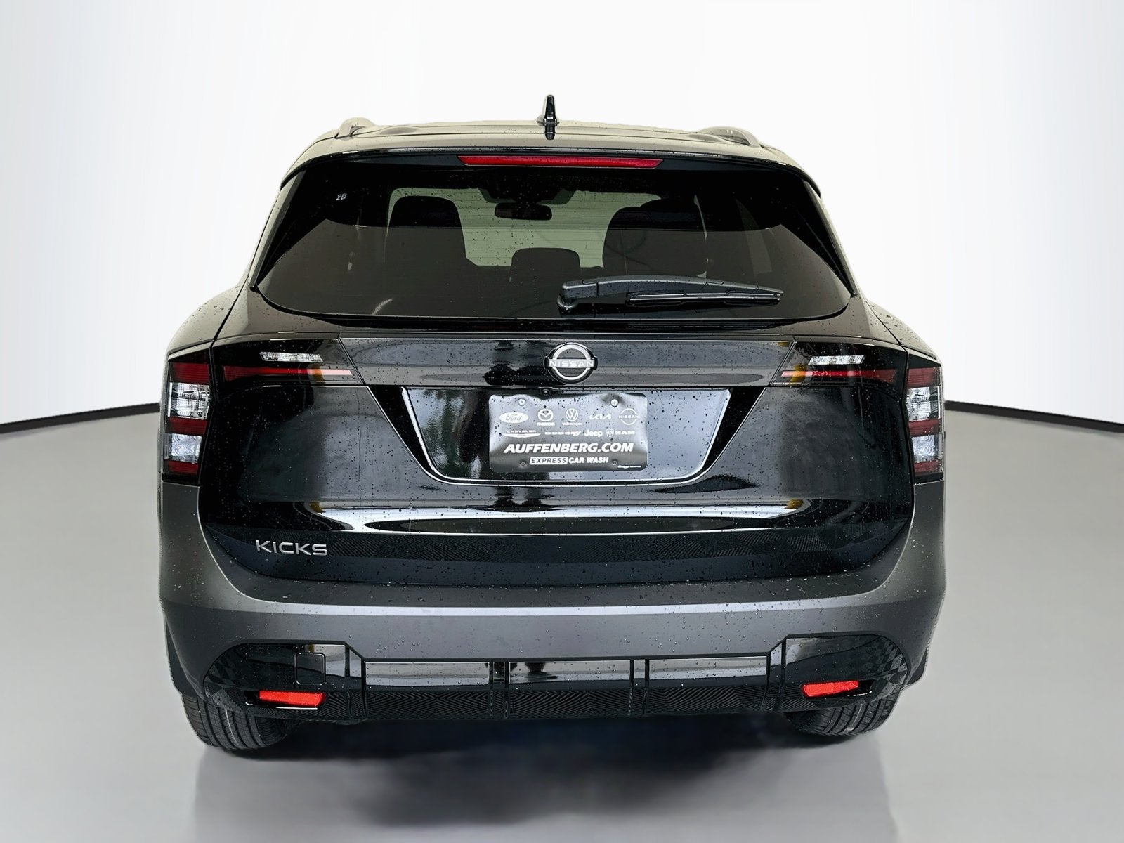 2027 Nissan Kicks SV