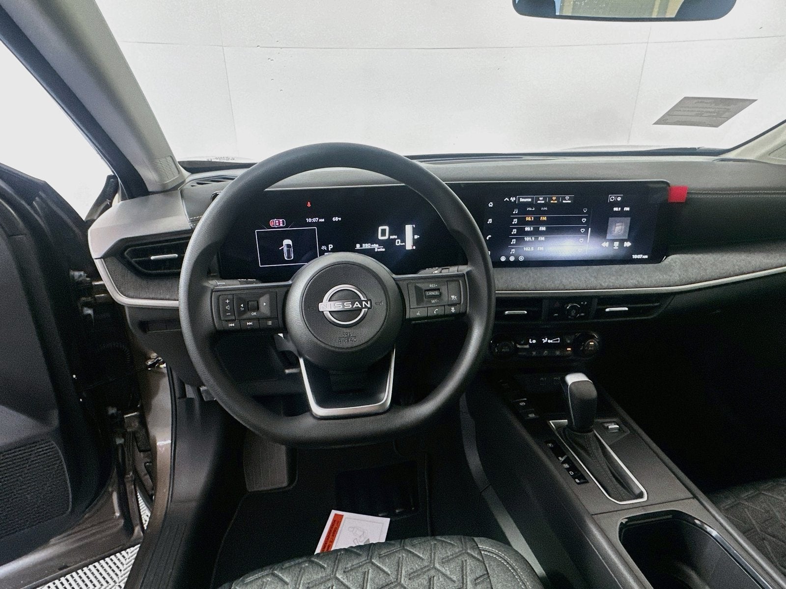 2027 Nissan Kicks SV