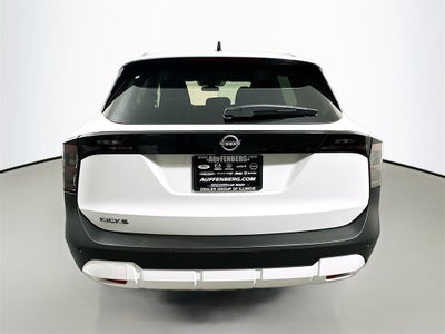 2027 Nissan Kicks SV