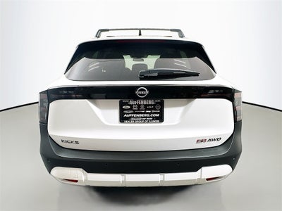 2026 Nissan Kicks SR