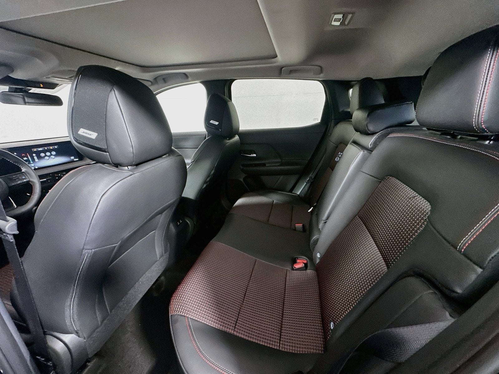2027 Nissan Kicks SR