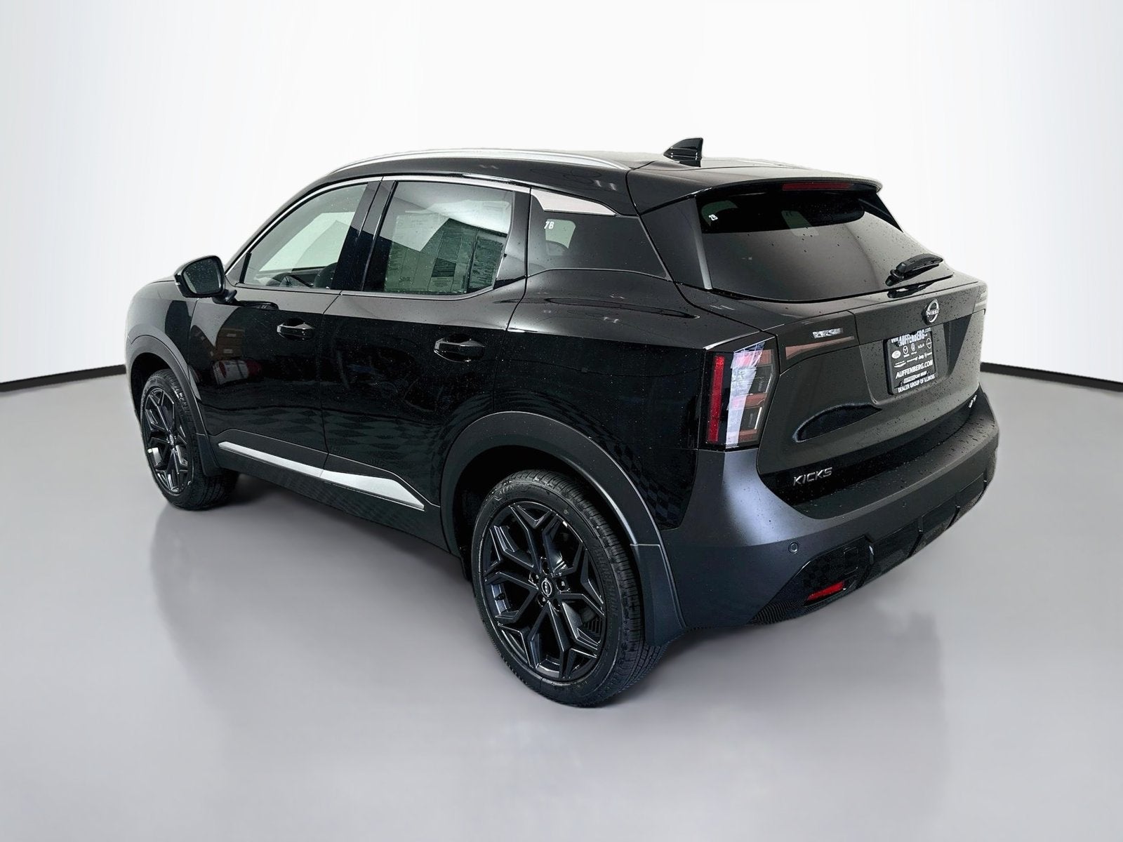 2027 Nissan Kicks SR