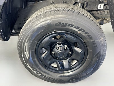 2023 Toyota Tacoma SR V6