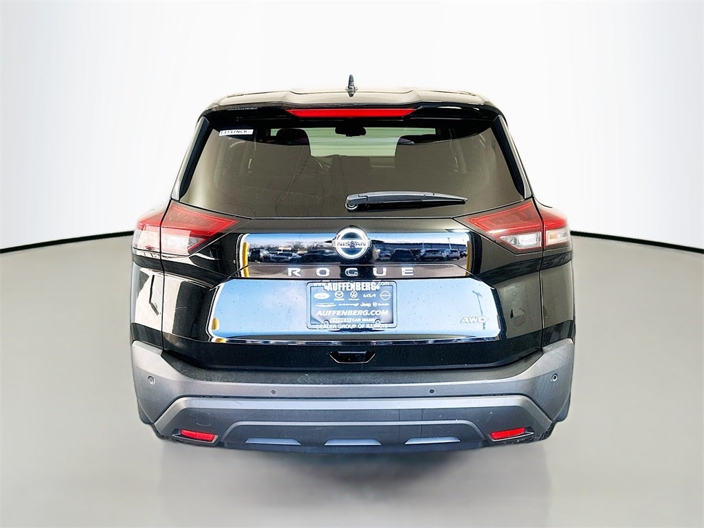2021 Nissan Rogue S