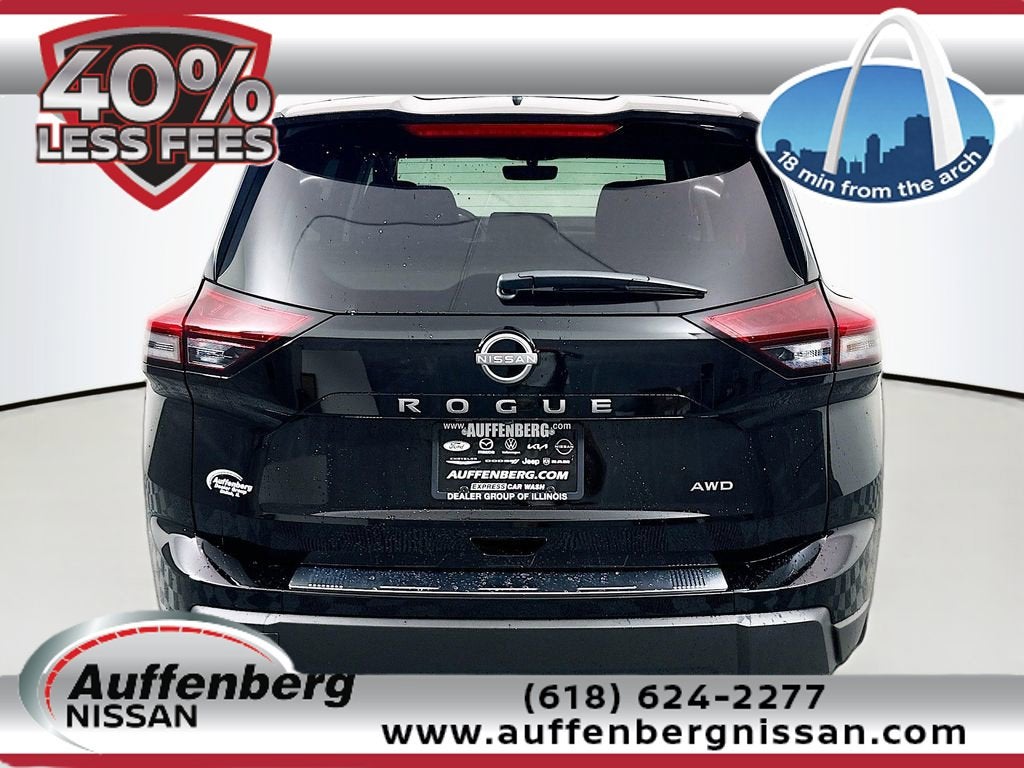 2026 Nissan Rogue SV