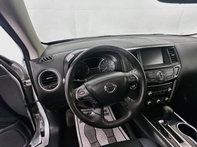2018 Nissan Pathfinder SV