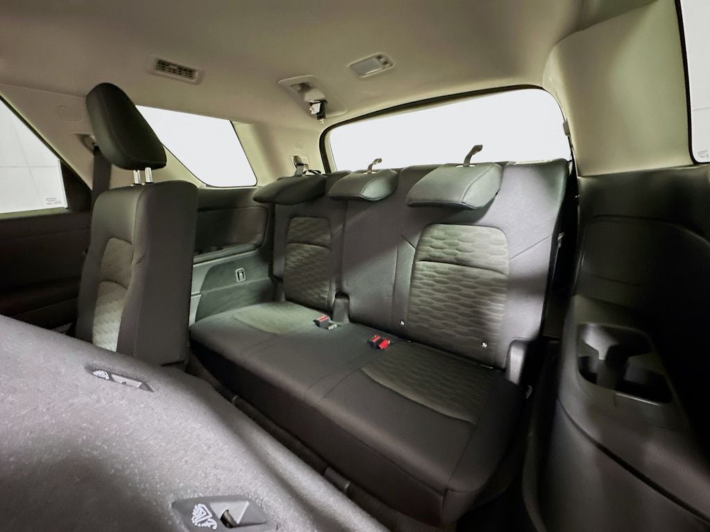 2026 Nissan Pathfinder S