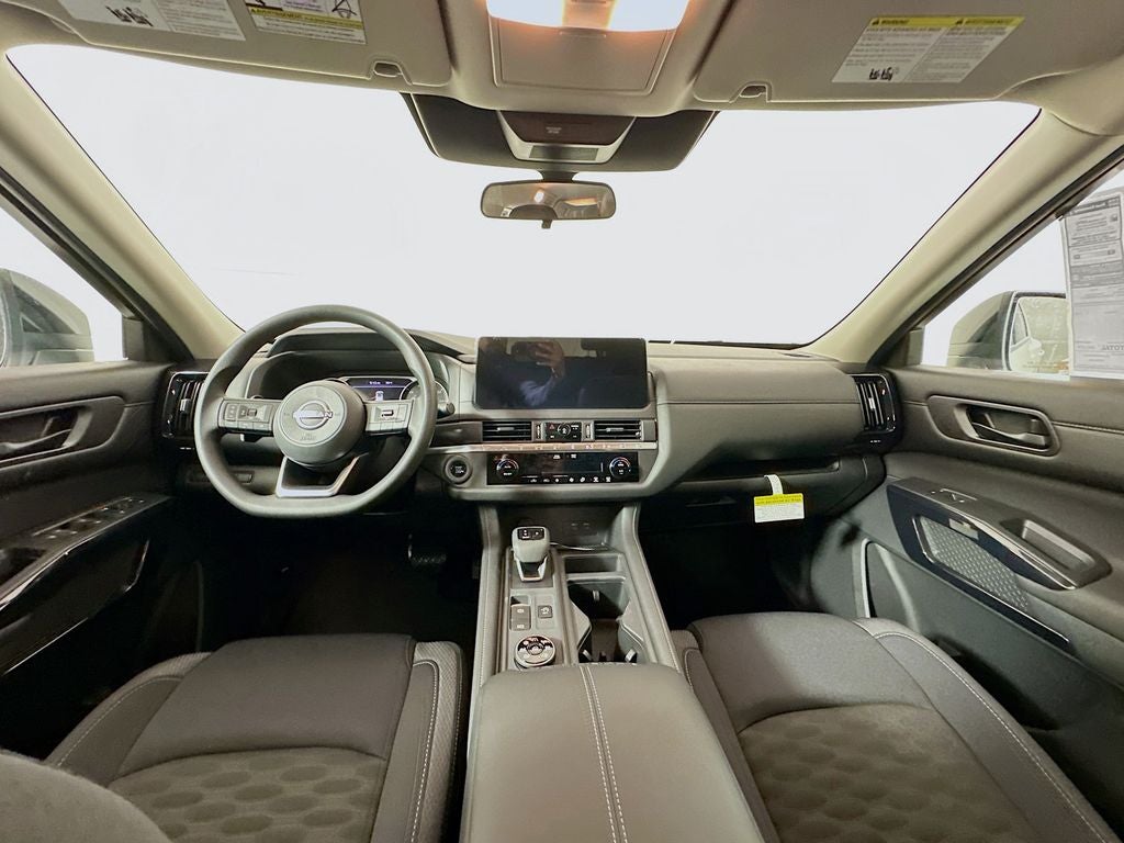 2026 Nissan Pathfinder S