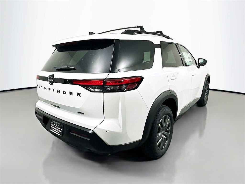 2026 Nissan Pathfinder SV