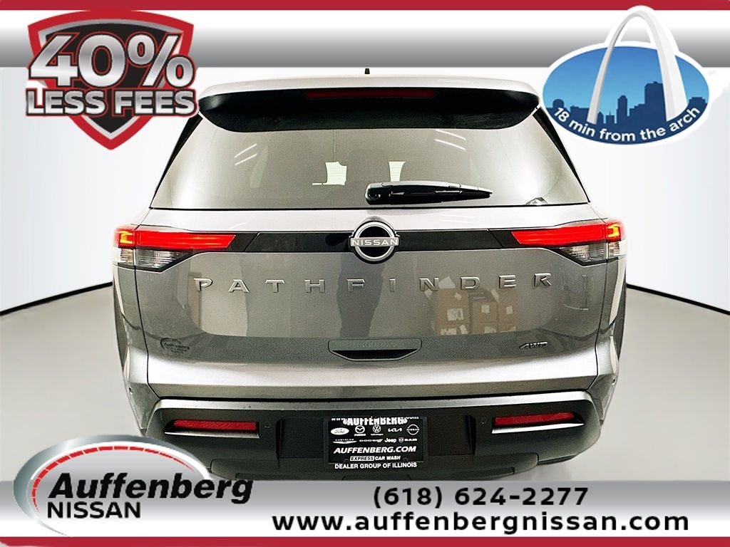 2026 Nissan Pathfinder SV