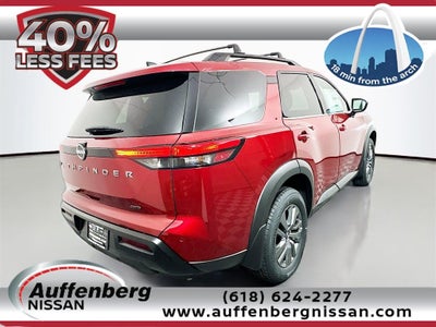 2026 Nissan Pathfinder SV