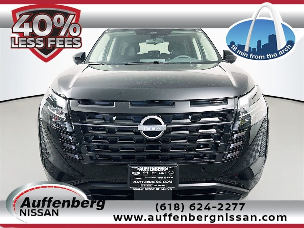 2026 Nissan Pathfinder SV
