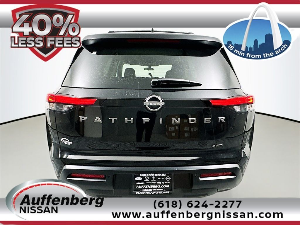 2026 Nissan Pathfinder SV