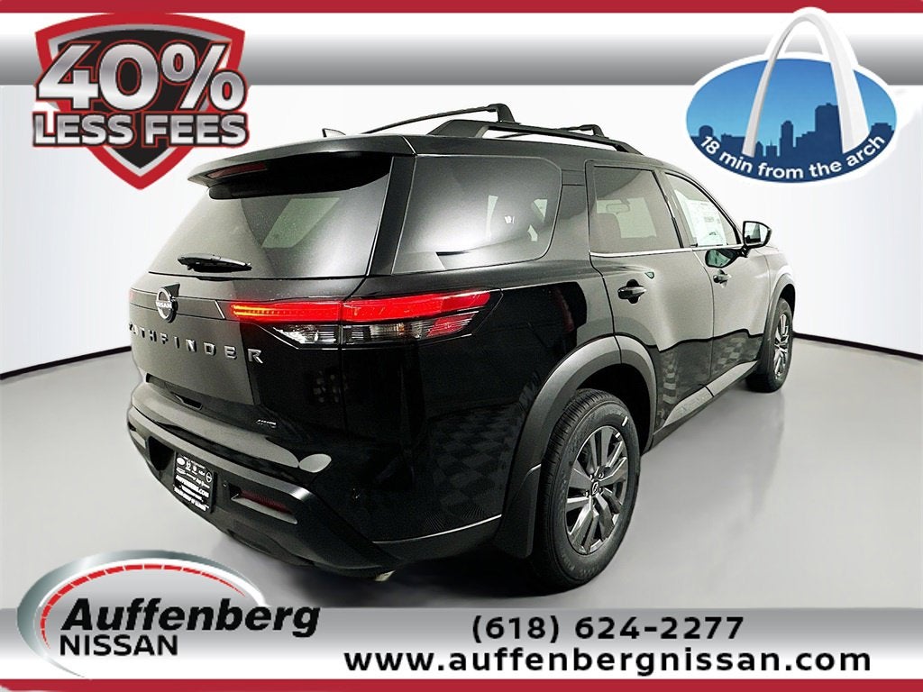 2026 Nissan Pathfinder SV
